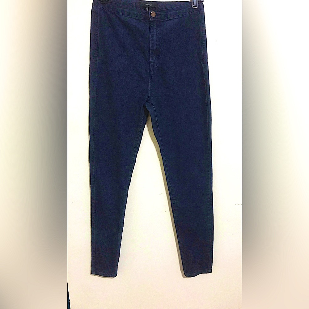 Forever 21 jeans size 8